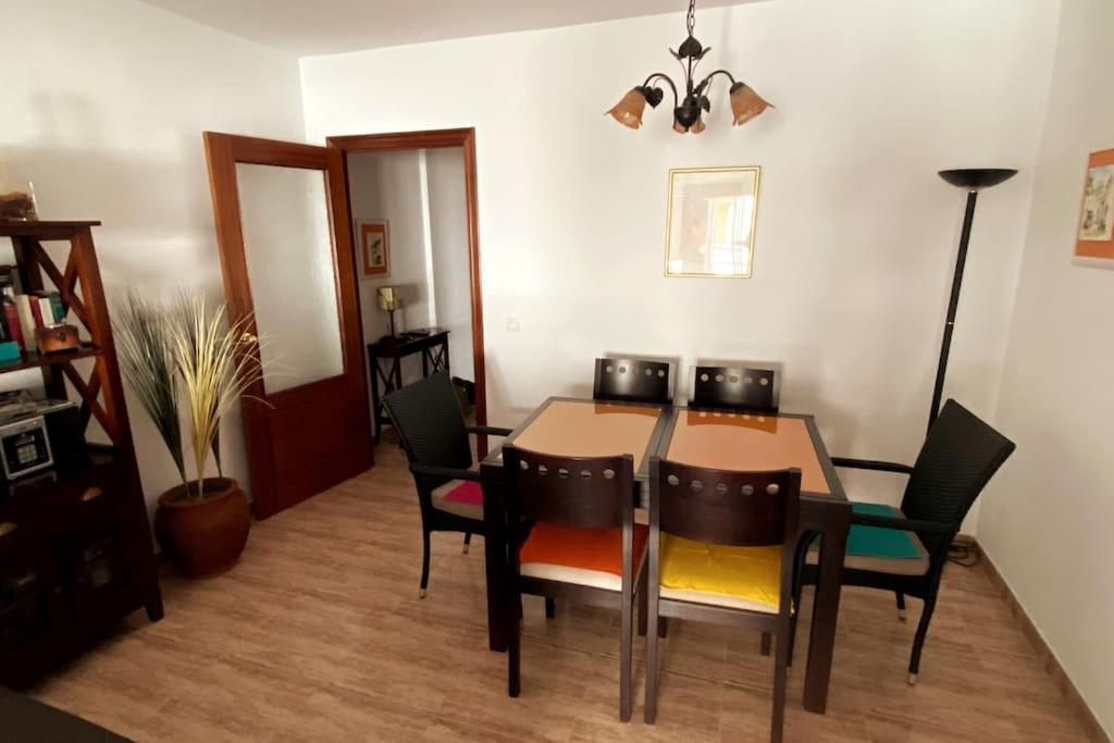 Apartamento A Unos Pasos De La Playa 罗塔 外观 照片