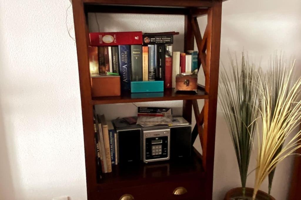 Apartamento A Unos Pasos De La Playa 罗塔 外观 照片