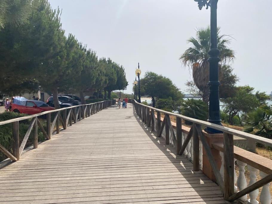 Apartamento A Unos Pasos De La Playa 罗塔 外观 照片